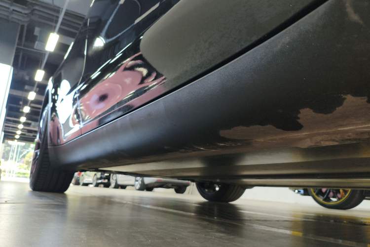 Used Tesla Model Y 2021 Long-Range All-Wheel-Drive Version
