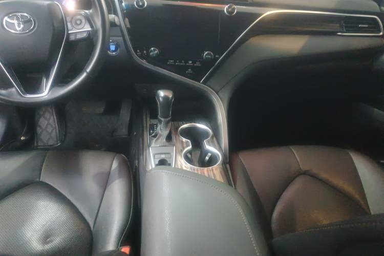 Used Toyota Camry 2019 Revised Version 2.0G Luxury Edition