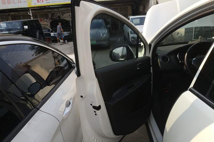 Used Peugeot 3008 2013 2.0L Automatic Trend Edition
