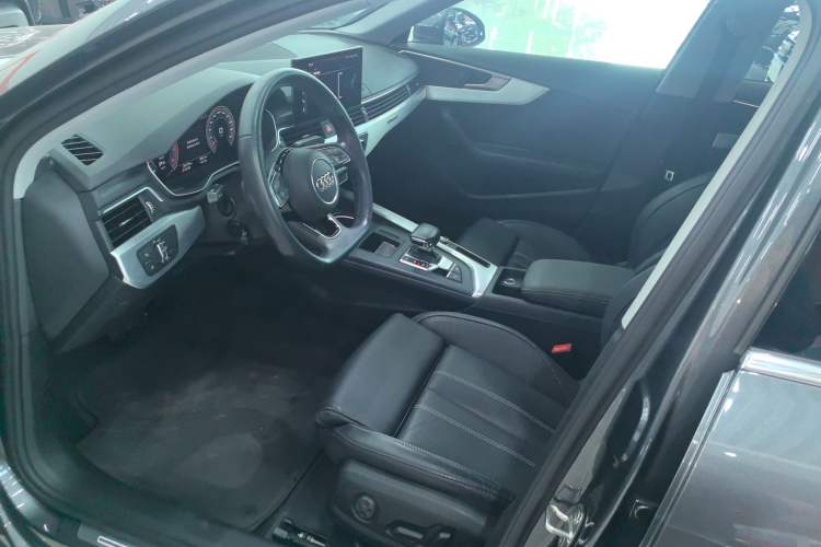 Used Audi A4L 2020 40 TFSI quattro Luxury Dynamic Model