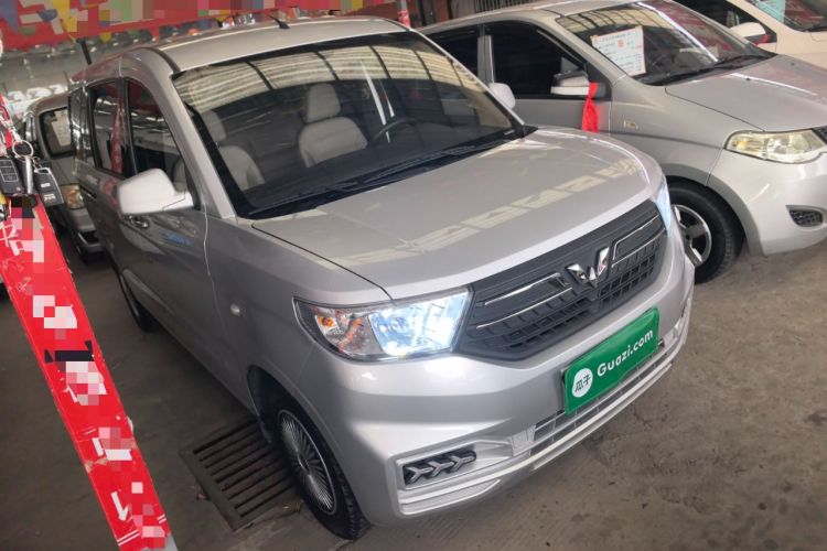 Used Wuling Hongguang V 2022 1.5L Jingqu Edition Electric-Assist LAR