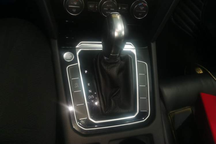 Used Volkswagen Magotan 2019 330TSI DSG Luxury Version China VI Standard
