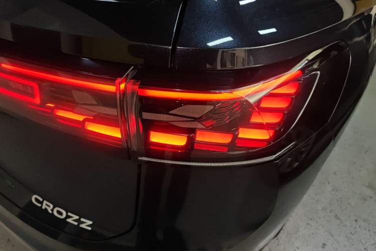 Used Volkswagen ID.6 CROZZ 2021 Long-Range PURE+ Edition