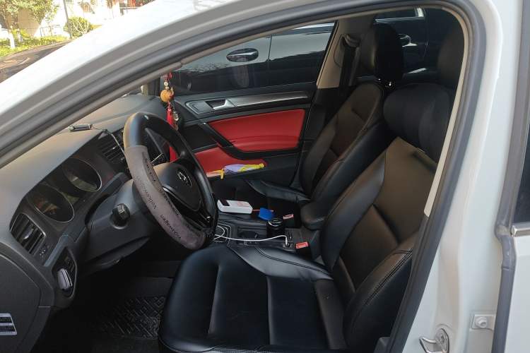 Used Volkswagen Golf 2015 1.4TSI Automatic Comfort Model