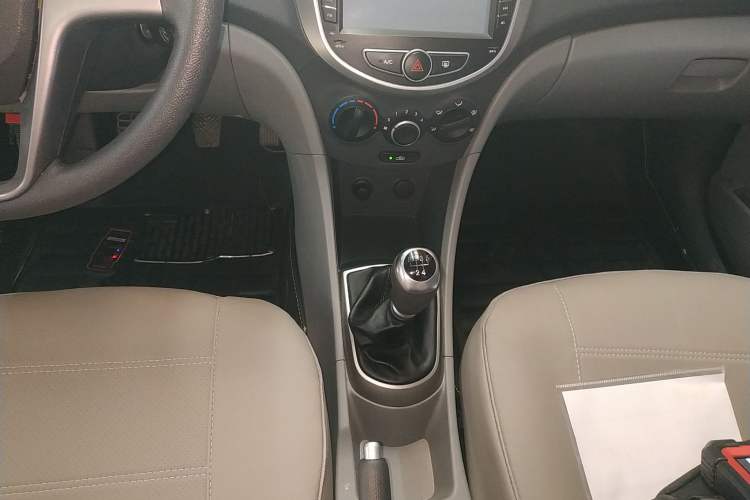 Used Hyundai Verna 2014 1.4L Manual Smart GLS Trim
