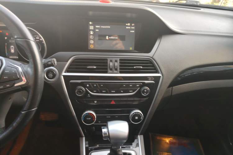 Used Leopaard CS10 2017 2.0T Automatic Urban Version
