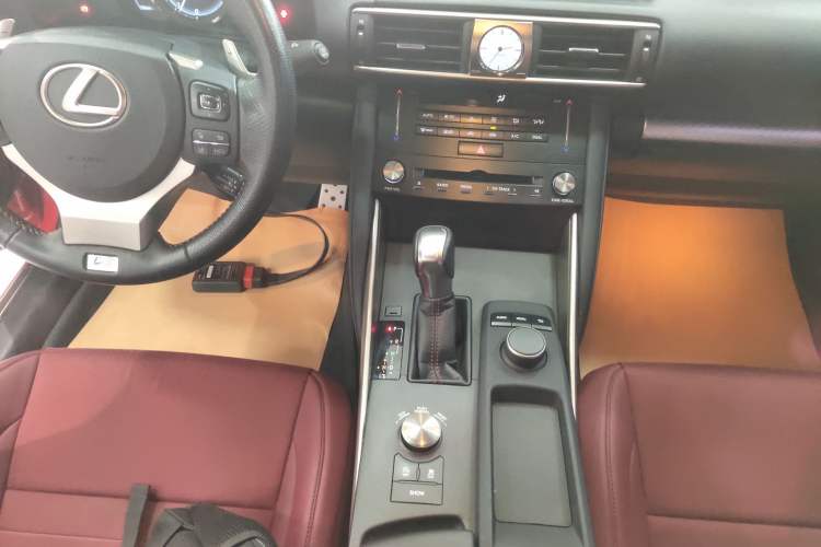 Used Lexus IS 2017 300 F SPORT Edition
