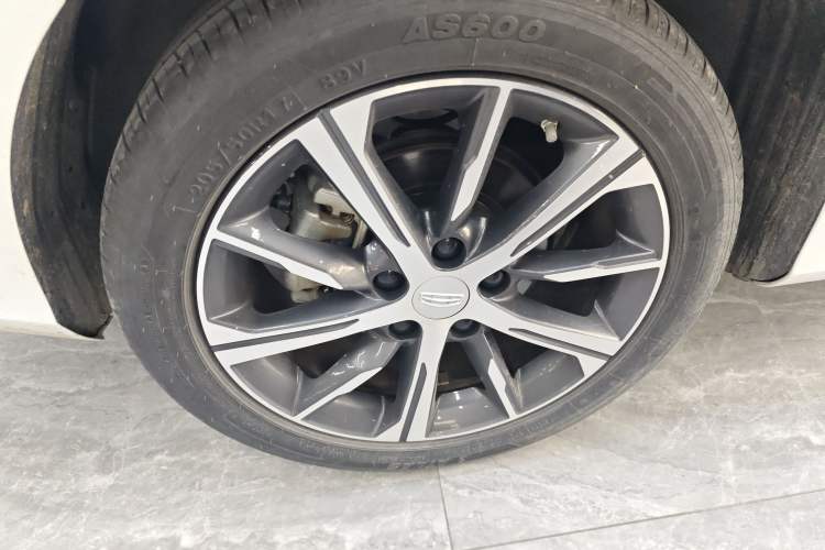 TDK.VehicleDetails.img