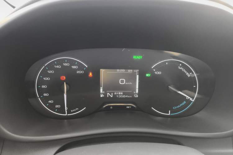 Used Wuling Hongguang New Energy 2025 Extended-Range Hybrid 50KM Comfort Version
