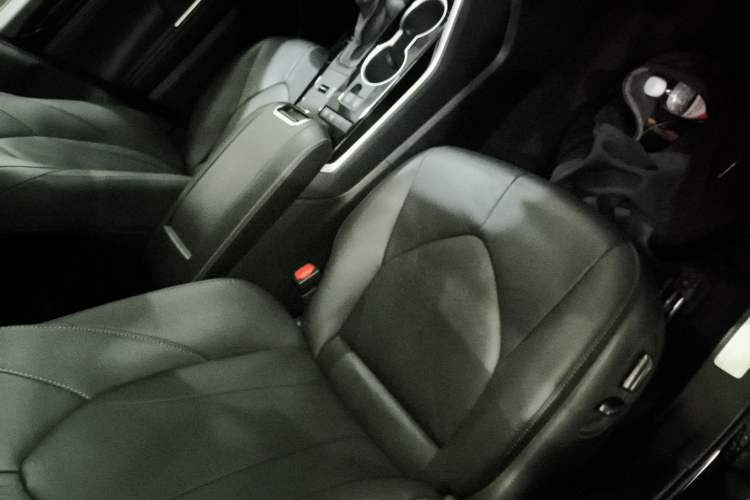 Used Toyota Highlander 2023 2.5L Smart Electric Hybrid Dual-Drive Prestige Version 7 Seats
