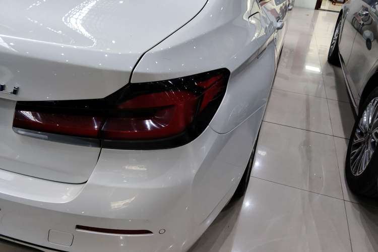 Used BMW 5 Series 2021 525Li Luxury Package
