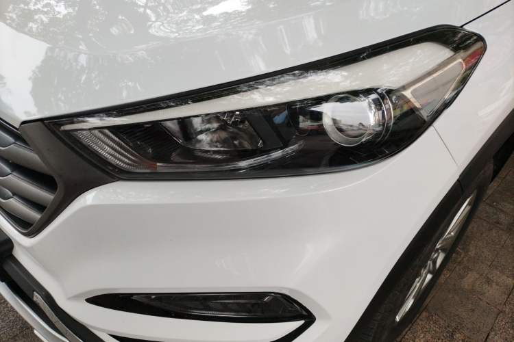 Used Hyundai Tucson 2015 1.6T Dual-Clutch Two-Wheel-Drive Smart Model
