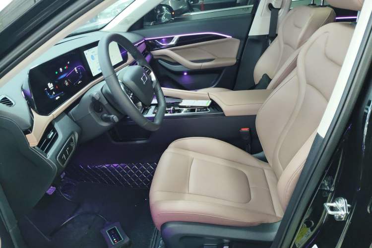 Used Bestune B70 2024 Dragon Edition 1.5T Leading Model
