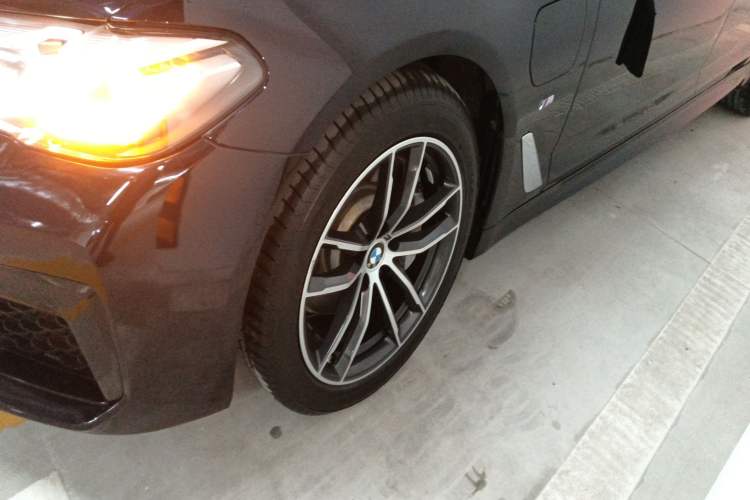 Used BMW 5 Series New Energy 2021 Restyled 535Le Pioneer Edition M Sport Package
