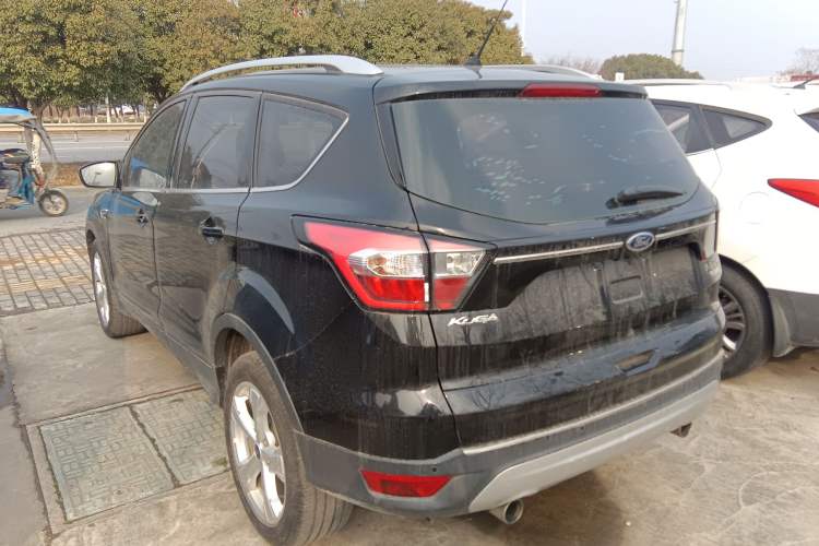 Used Ford Kuga 2017 EcoBoost 180 Two-Wheel-Drive Tiger Leap Model
