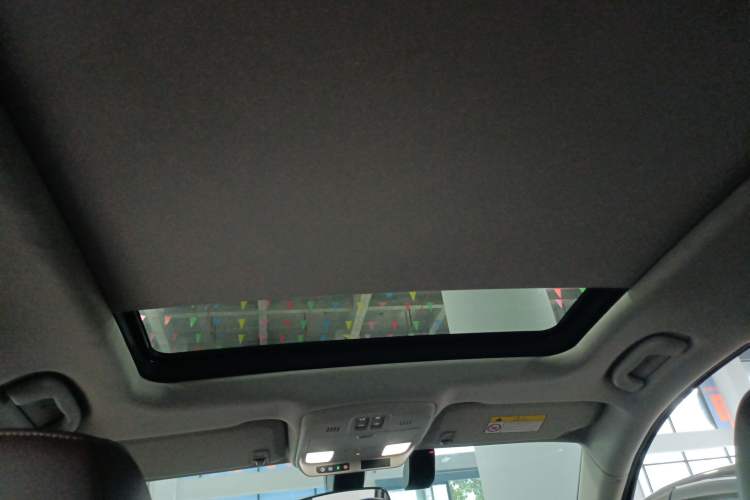 Used Buick Envision 2018 20T Two-Wheel Drive Luxury Model