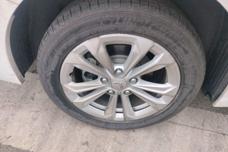 Used Wuling Jiachen 2022 1.5L Manual Comfort Edition