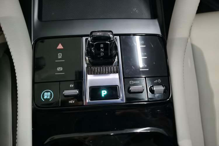 Used BYD Song PLUS New Energy 2025 DM-i 112KM Prestige Model
