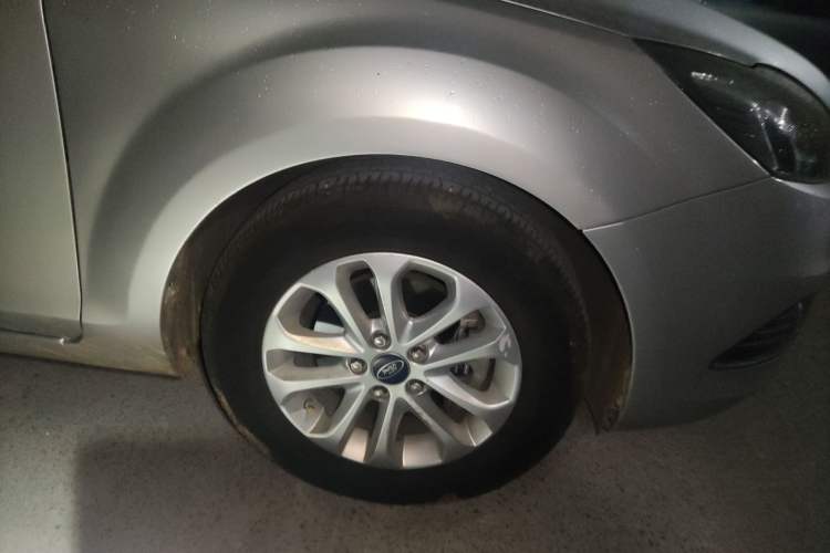 Used Ford Focus 2013 Hatchback Classic 1.8L Automatic Base Model
