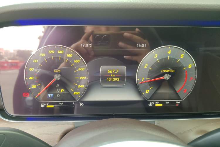 Used Mercedes-Benz E-Class 2019 Facelifted E 300 L Stylish Version
