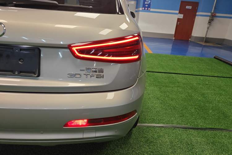 Used Audi Q3 2016 30 TFSI Collector's Edition Intelligent Model
