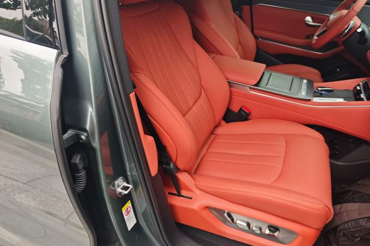 Used BYD Tang L 2025 EV 600KM All-Wheel-Drive LiDAR Flagship Model