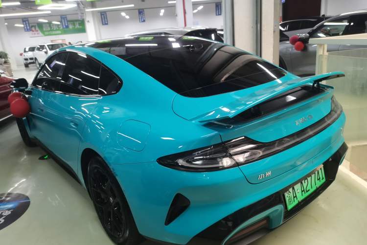 Used  SU7 2024 Rear-Drive Ultra-Long Range Advanced Pro-Level Intelligent Driving Version
