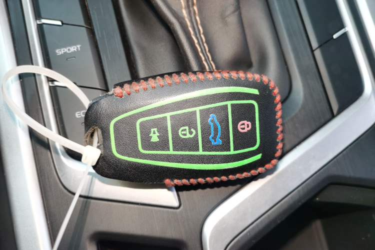 Used Geely Auto Vision X6 2020 1.4T CVT Luxury Edition
