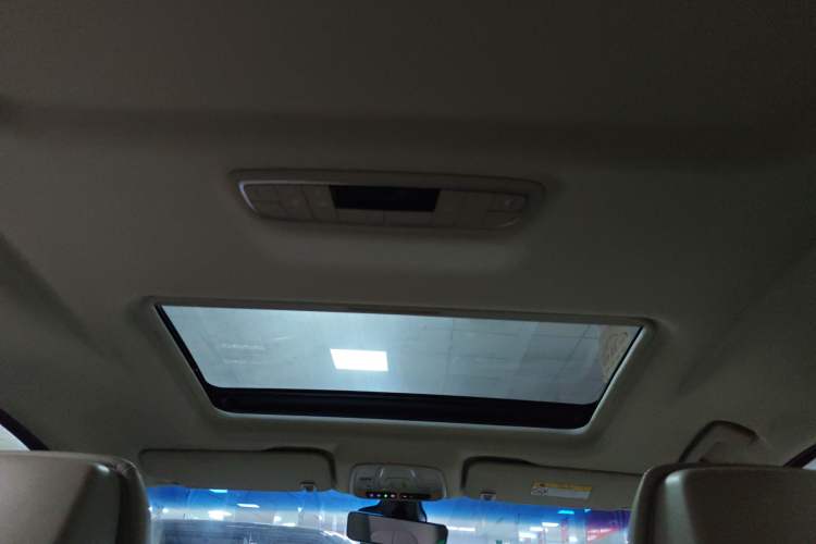 Used Buick GL8 2023 ES Lu Zun Deluxe Model
