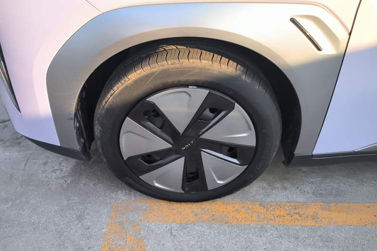 Used AION Y 2023 Plus 510 Enjoy Edition