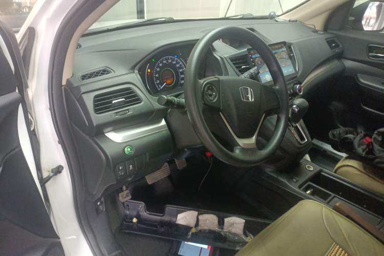 Used Honda CR-V 2016 2.0L two-wheel drive Urban Edition