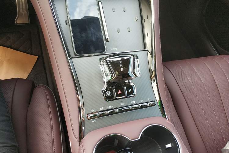 Used Denza Z9GT 2024 1100 4x4 Max First Edition
