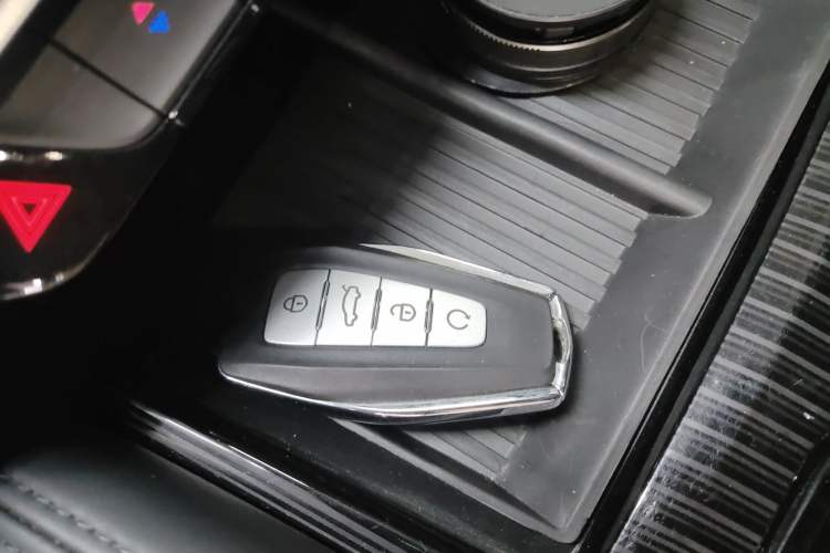 Used Geely Auto Monjaro L 2024 2.0TD DCT EVO Two-Wheel Drive Long-Range Version
