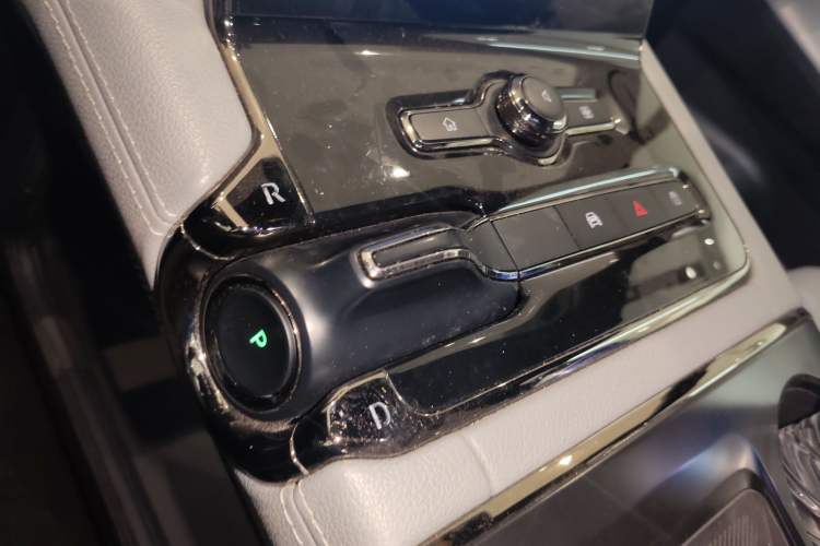 Used Nio ES8 2020 450 km Range 6-Seater Version