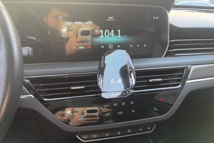 Used Hongqi HS5 2019 2.0T Smart Connect Flagship Edition
