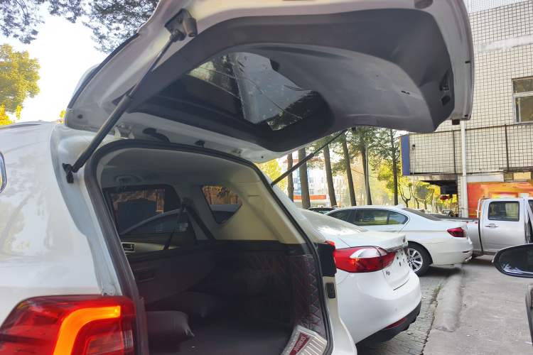 Used FORTHING Joyear X5 2017 Jingxiang Series 1.5T CVT Luxury Model
