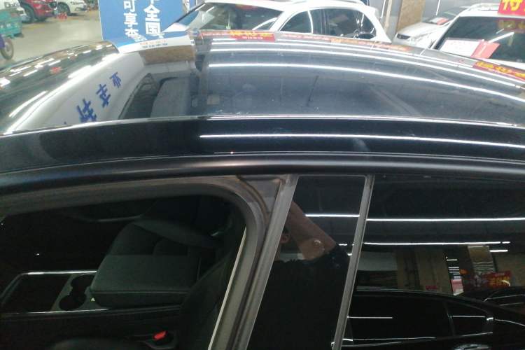 Used Tesla Model Y 2021 Long-Range All-Wheel-Drive Version 3D7
