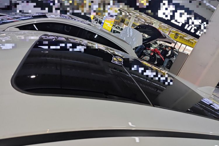 Used Honda Vezel 2017 1.8L CVT Front-Wheel Drive Pioneer Edition
