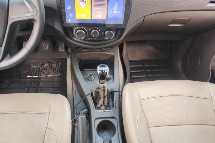 Used Wuling Hongguang 2014 1.5L S Standard Version
