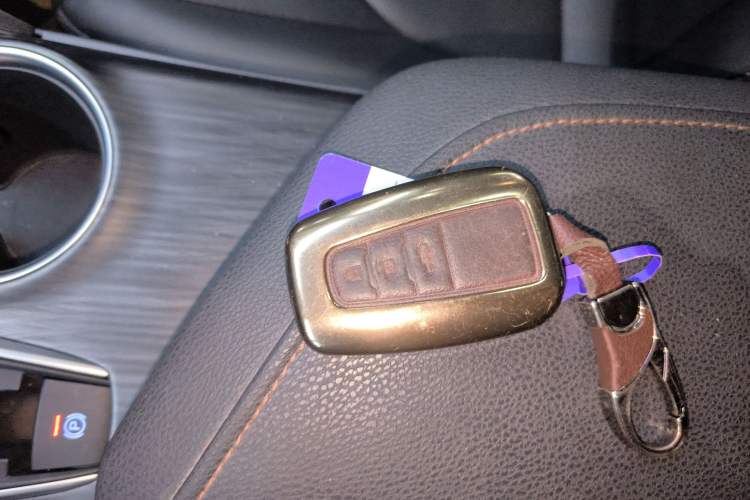 Used Toyota Camry 2021 2.0G Luxury Edition