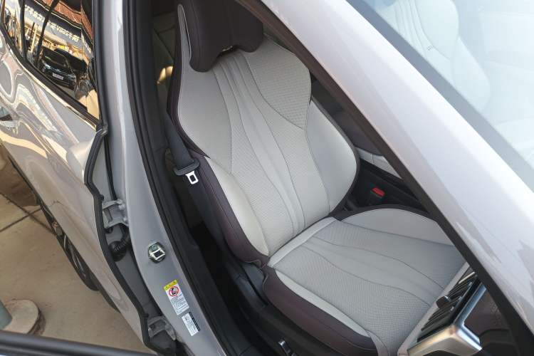 Used BYD Song PLUS New Energy 2025 DM-i Smart Drive 112KM Prestige Model