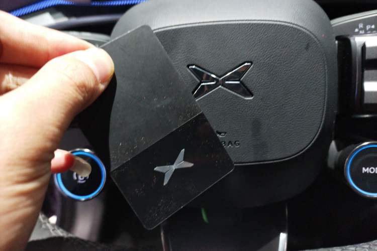 Used XPeng P7 2025 Model—702 Long Range Ultra
