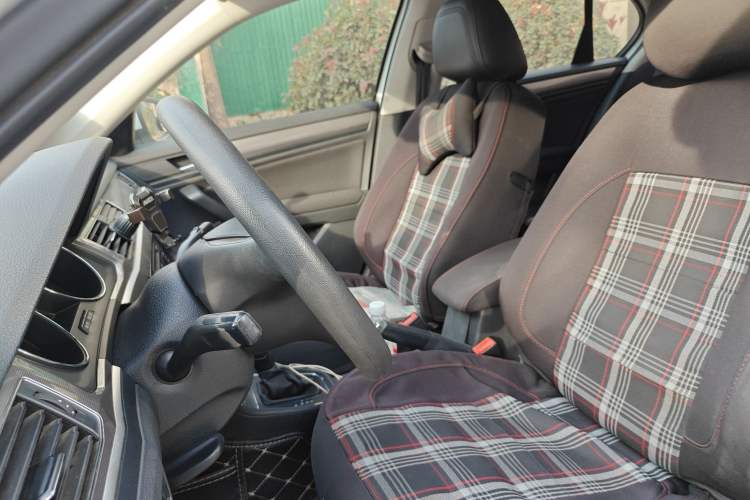 Used Volkswagen Bora 2018 1.5L Automatic Fashion Model
