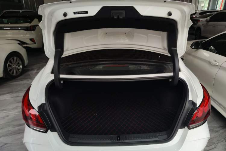 Used MG 5 2021 300TGI DCT Elegant Luxury Edition