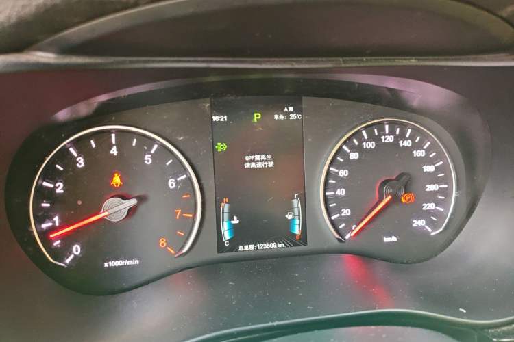 Used BYD Song MAX 2019 1.5T Automatic Smart Connect Ruiyi Sunroof Version 6 Seats China VI Standard
