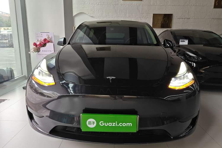 Used Tesla Model Y 2024 Rear-Wheel-Drive Version
