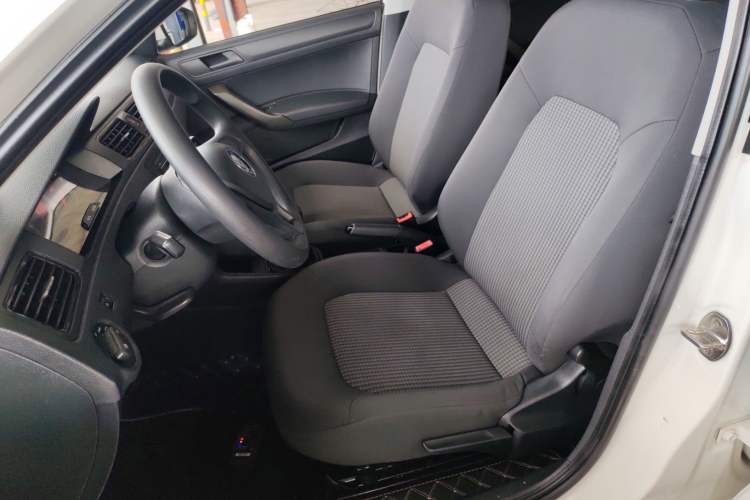 Used Volkswagen Santana 2016 1.6L Manual Fashion Edition
