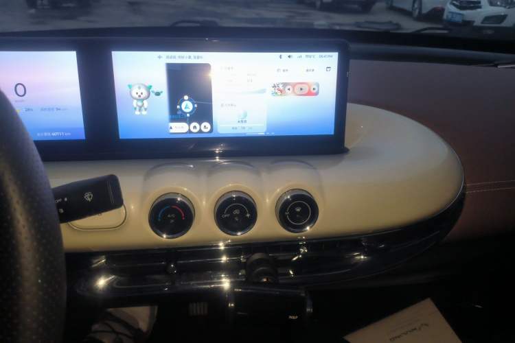 Used Wuling Bingo 2023 333 km Lingxi Connected+ Version
