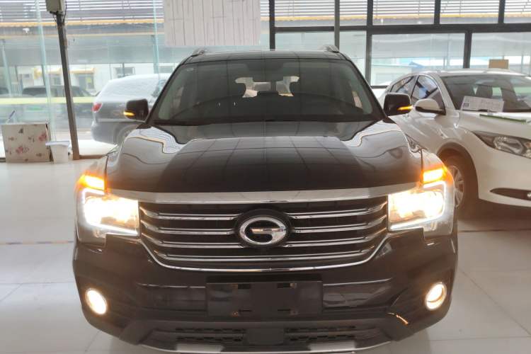 Used GAC Trumpchi GS7 2017 280T Two-Wheel Drive Luxury Model
