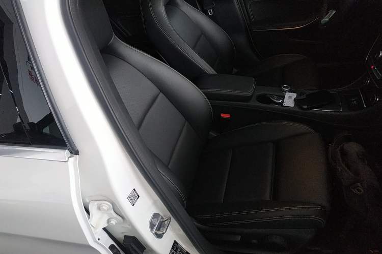 Used Mercedes-Benz GLA 2018 GLA 200 Fashion Model
